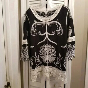 Est. 1946 Embroidered Boho Cottage Couture Black Top Plus Sz 18/20